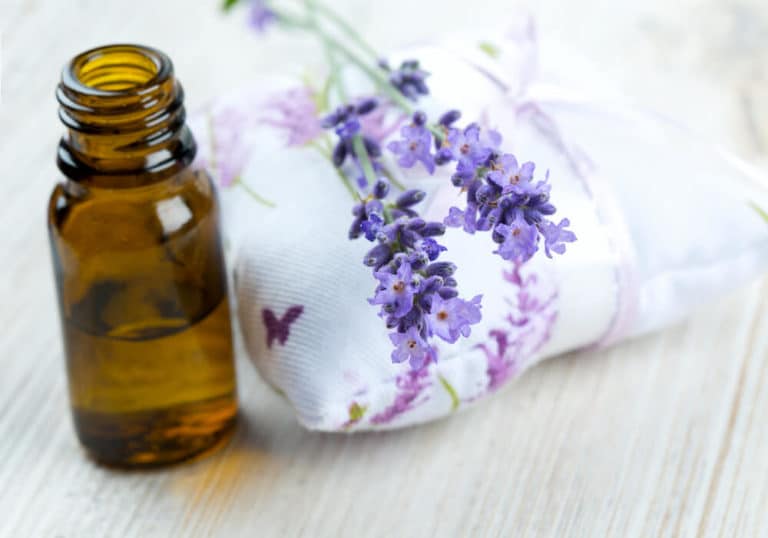 How to Use Lavender Oil for Sleep Issues SleepAuthorities