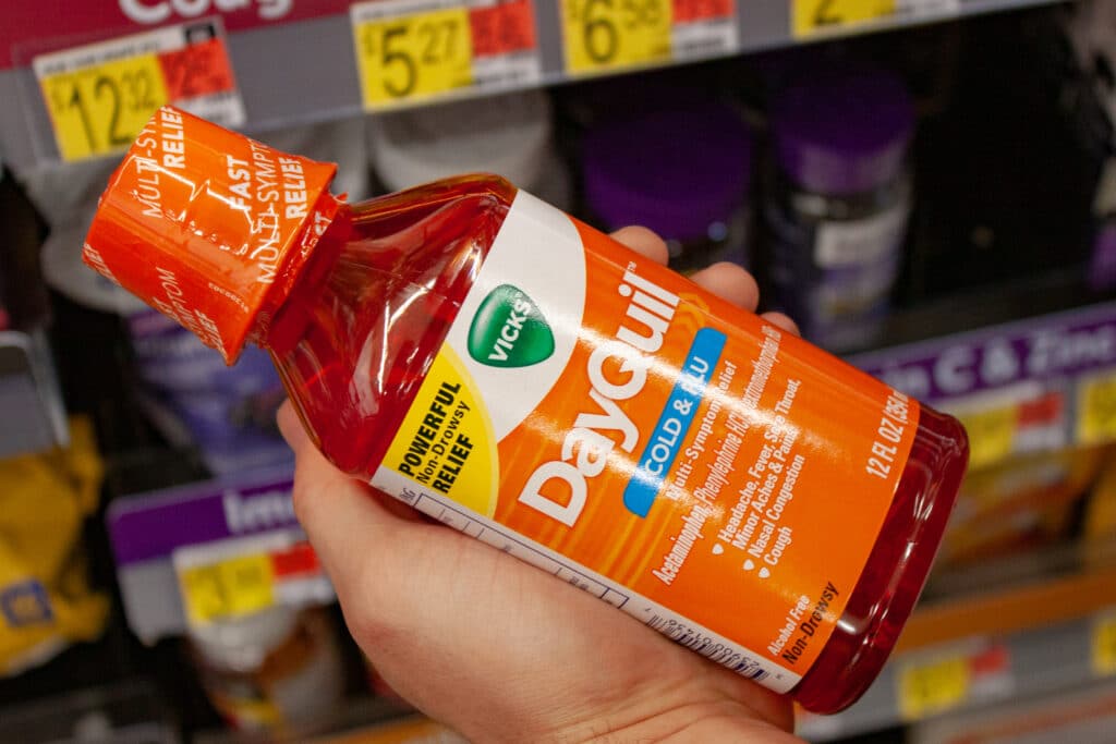 Does Dayquil Keep You Awake?